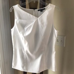 Sleeveless blouse NWOT